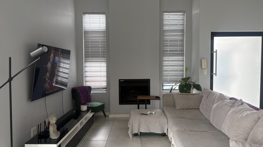 To Let 3 Bedroom Property for Rent in Parklands North Western Cape